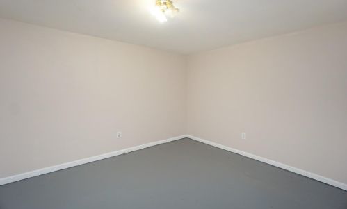 2 Kelly Ln, Milford OH  exterior