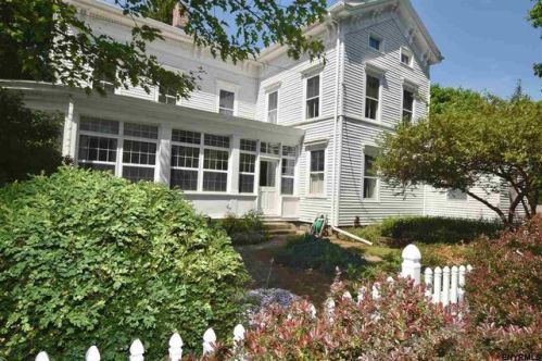 1436 Us Route 9, Hudson, NY 12534-3224