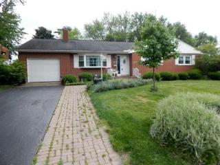 241 Oregon St, Johnstown, OH 43031-1260