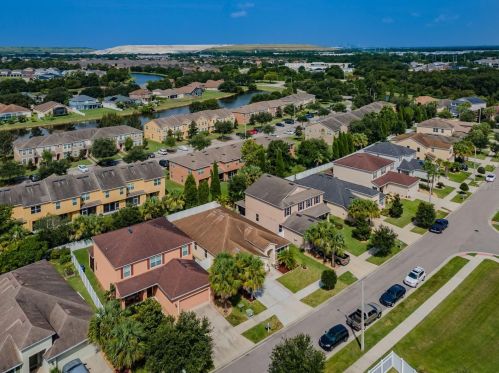8705 Deep Maple Dr, Riverview FL  33578-8980 exterior