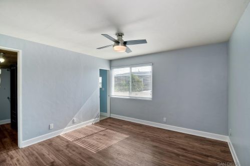 2015 Burroughs St, San Diego CA  92111-6643 exterior