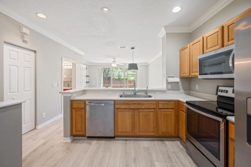 8084 Briantea Dr, Boynton Beach FL  33472-2745 exterior