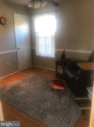 35 Clifford Ct, Harpers Ferry WV  25425-3102 exterior
