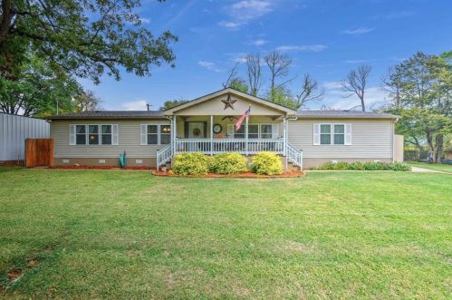 307 Graves Cir, Pottsboro, TX 75076-3244