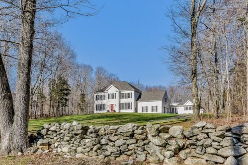 23 Parker Hill Rd, Deep River, CT 06419-2307