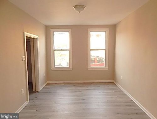 333 Norwegian St, Primrose, PA 17901-2932