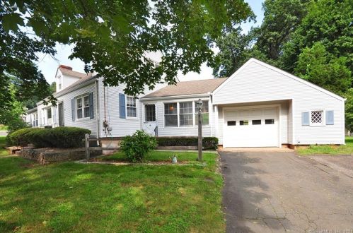 15 Tower Rd, Manchester, CT 06042-2830