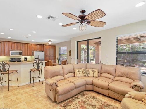 1237 Kendari Ter, Naples, FL 34113-8482