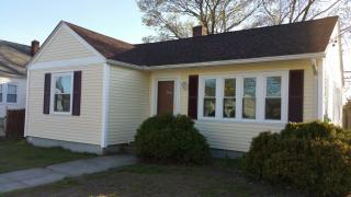 160 Jordan Ave, Cranston RI  02910-2542 exterior