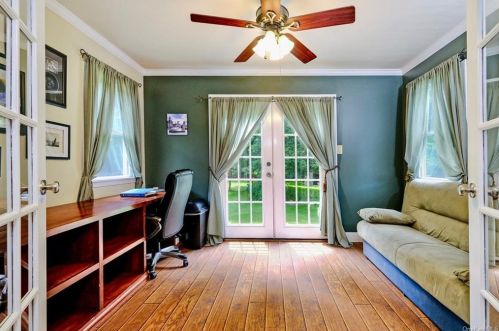 70 Mountain View Rd, Fishkill NY  12524-3209 exterior