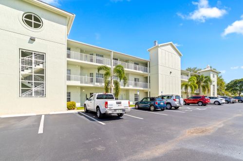 13530 Westport Dr, Sebastian, FL 32958-1631
