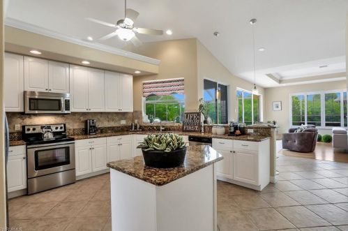 3314 1st Pl, Cape Coral FL  33914-3100 exterior