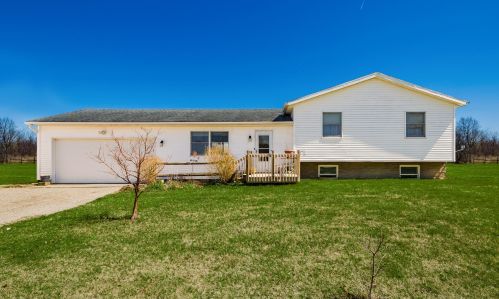 18930 Dog Leg Rd, Marysville, OH 43040-8461