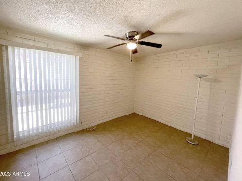 6713 Myrtle Ave, Glendale AZ 85301-1801 exterior