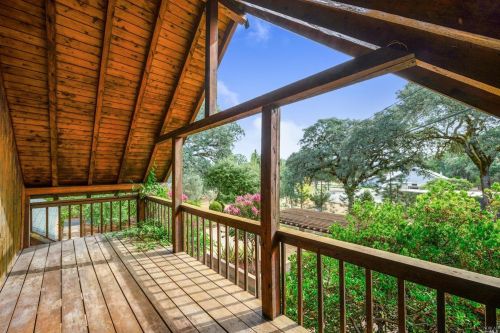 1001 Louis Way, Lakeport, CA 95453-6873