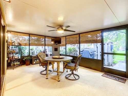 5270 Middle Ct, Orlando, FL 32811-3080