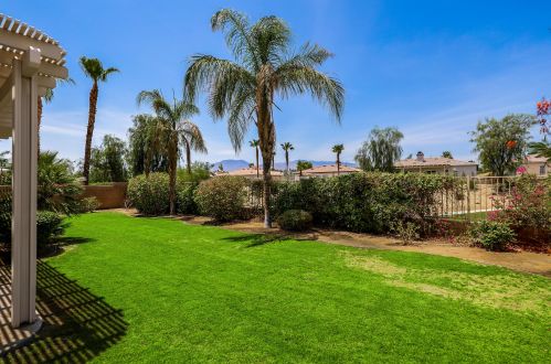 43563 Corte Del Oro, La Quinta CA  92253-4073 exterior