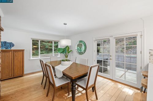 1 Poco Paseo, Orinda, CA 94563-3814