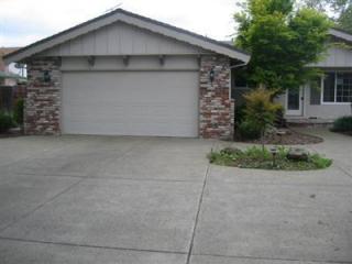 8932 Caselman Rd, Sacramento, CA 95829-1139