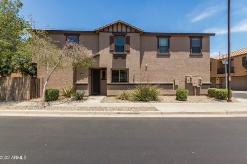 7534 30th Run, Phoenix, AZ 85042-6053