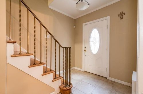 2311 Ely Ave, Bronx, NY 10469-6019