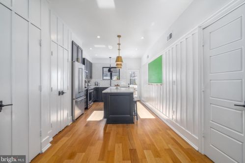 620 Carpenter St, Philadelphia PA  19147-2908 exterior