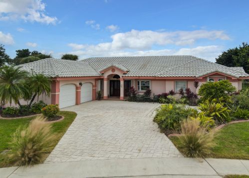 118 Elysium Dr, West Palm Beach, FL 33411-1149
