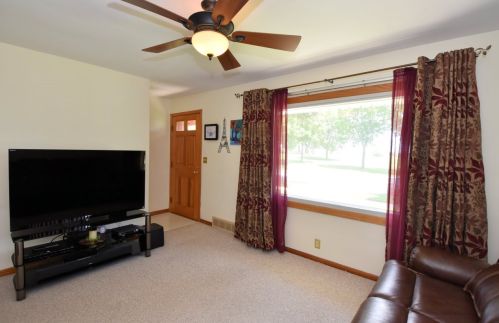 4425 Logan Ave, Milwaukee, WI 53207-5248