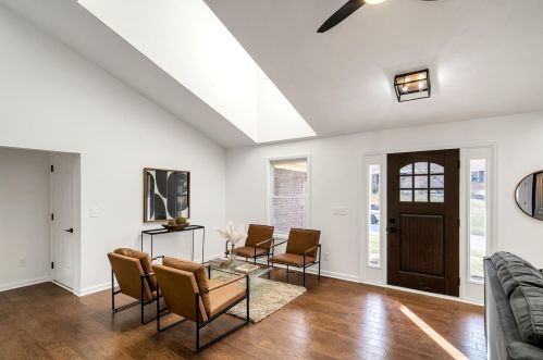 450 Pickett Dr, Covington KY  41011-1861 exterior