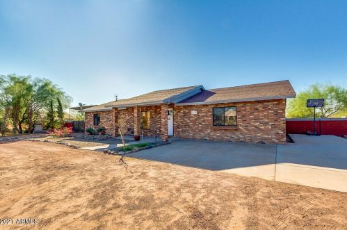 22115 Watkins St, Buckeye AZ 85326-9614 exterior