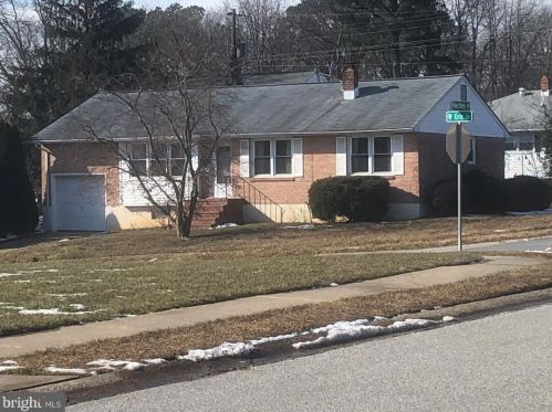 2450 Eric Dr, Wilmington, DE 19808-4250