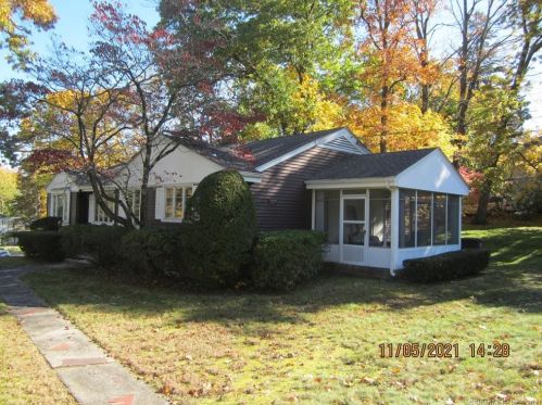 100 Laurel Rd, New Britain, CT 06052-1530