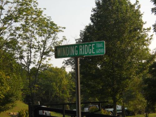 16051 Winding Ridge Trl, Louisville, KY 40299-5296