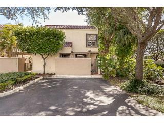 8725 81st Ct, Miami, FL 33143-7032