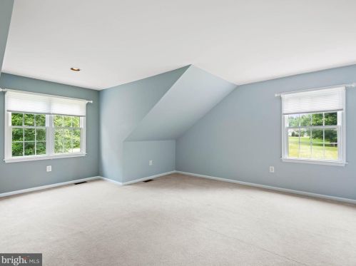 49 Yarmouth Ln, Downingtown PA  19335-1556 exterior