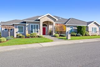 15901 136th Ave, Puyallup, WA 98374-9686