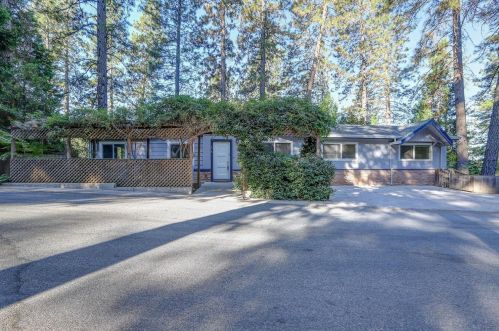 578 Partridge Rd, Grass Valley, CA 95945-7461