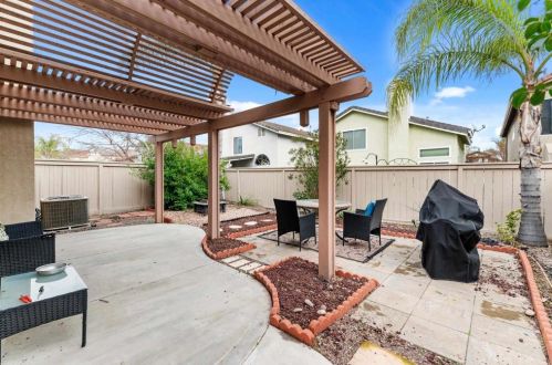 44674 Arbor Ln, Temecula CA  92592-5859 exterior
