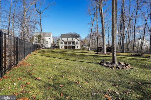 16143 Jordan Crest Ct, Haymarket VA  20169-4943 exterior