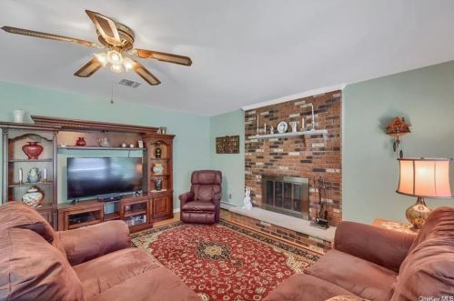 1 Overlook Dr, Washingtonville NY  10992-1041 exterior