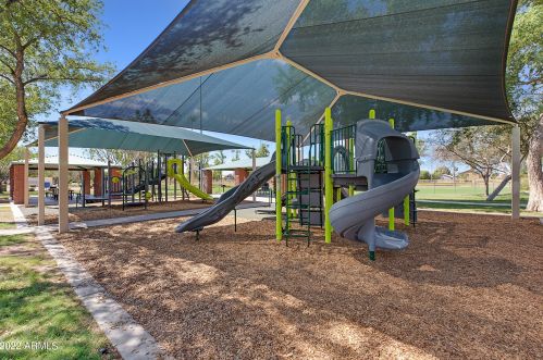 1048 Chilton Ave, Gilbert AZ 85233-4603 exterior