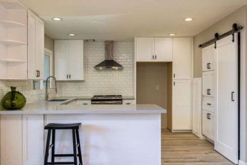 6131 Granite Reef Rd, Scottsdale, AZ 85250-5868
