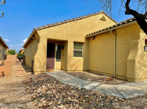 10356 Yew Pl, Tucson, AZ 85747-8820