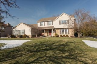 7102 Hollywyck Rd, Maumee, OH 43537-9708