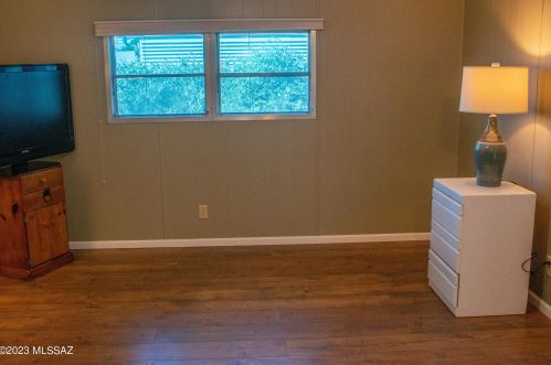 5658 Box R St, Tucson AZ  85713-6330 exterior