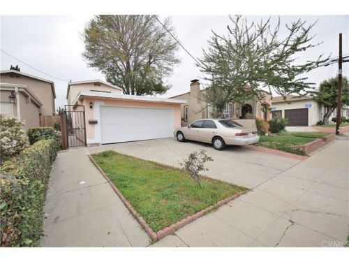 12027 Freeman Ave, Hawthorne, CA 90250-3105
