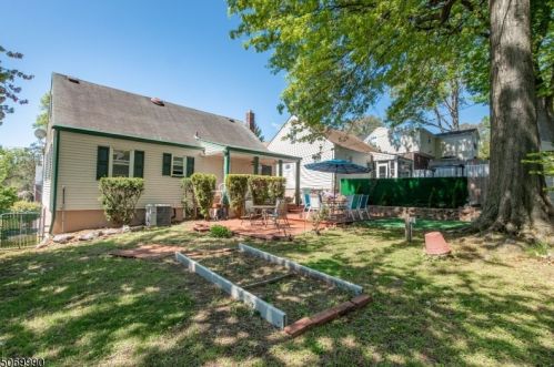 40 Newman Ave, Nutley NJ  07110-2126 exterior