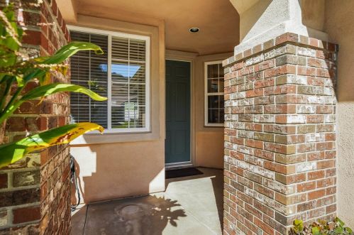 1452 Knoll Park Gln, Escondido, CA 92029-3145