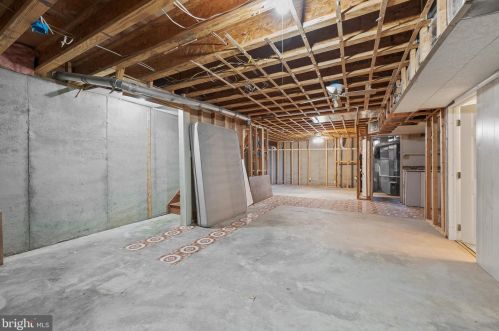 106 Marble House Dr, Bear DE  19701-4028 exterior