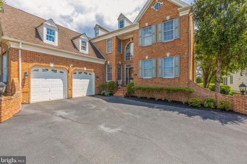 15089 Troon Ct, Haymarket VA  20169-3130 exterior